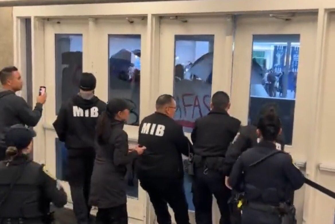 Antifa Terrorists Violently Smash Through Windows in Attempt to Shut Down Charlie Kirk Event at UC Davis (VIDEO)