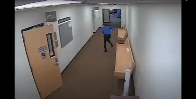 WATCH: Oregon Murder Suspect Flees Courthouse Ahead of Trial – Woke State Law to Blame for His Escape