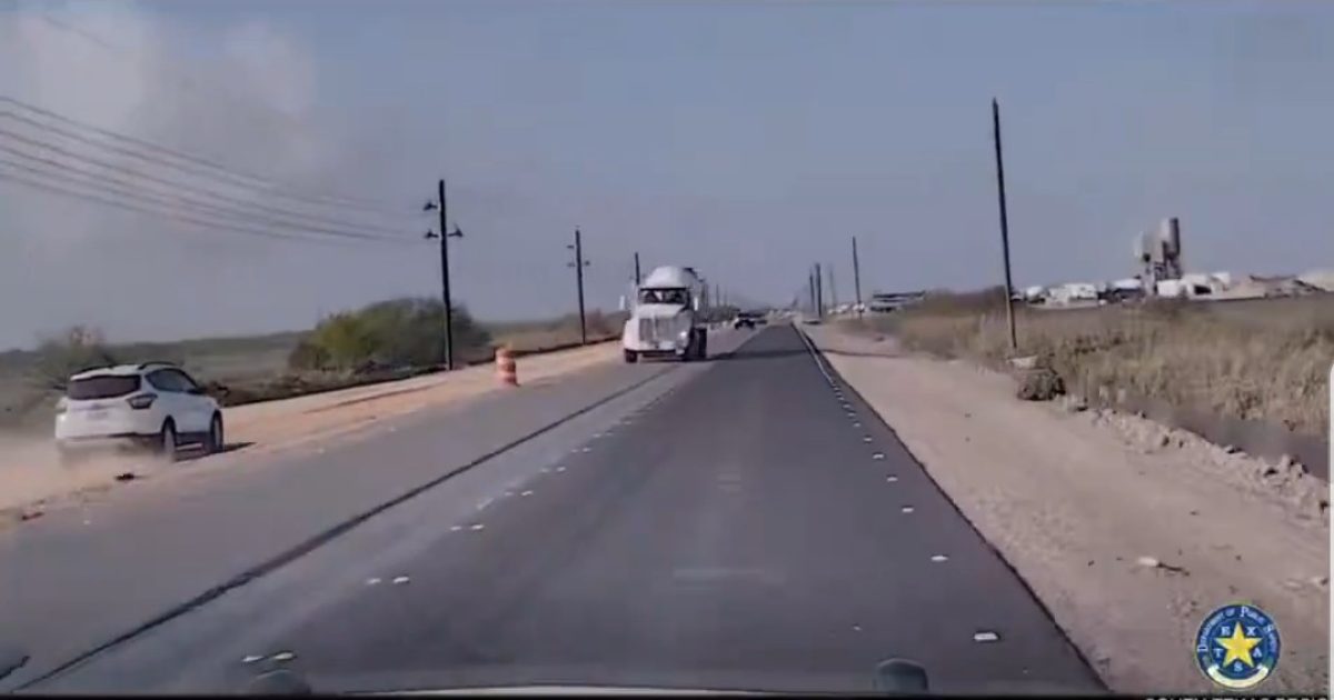 Texas DPS Uses PIT Maneuver, Arrests Human Smuggler Carrying Illegal Aliens, Seizes Bundles of Marijuana in Vehicle (VIDEO)